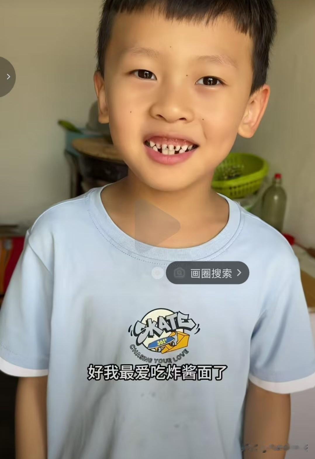 小红家的饭饭这孩子懂事的让人心疼饭饭这孩子真的是懂事的让人心疼