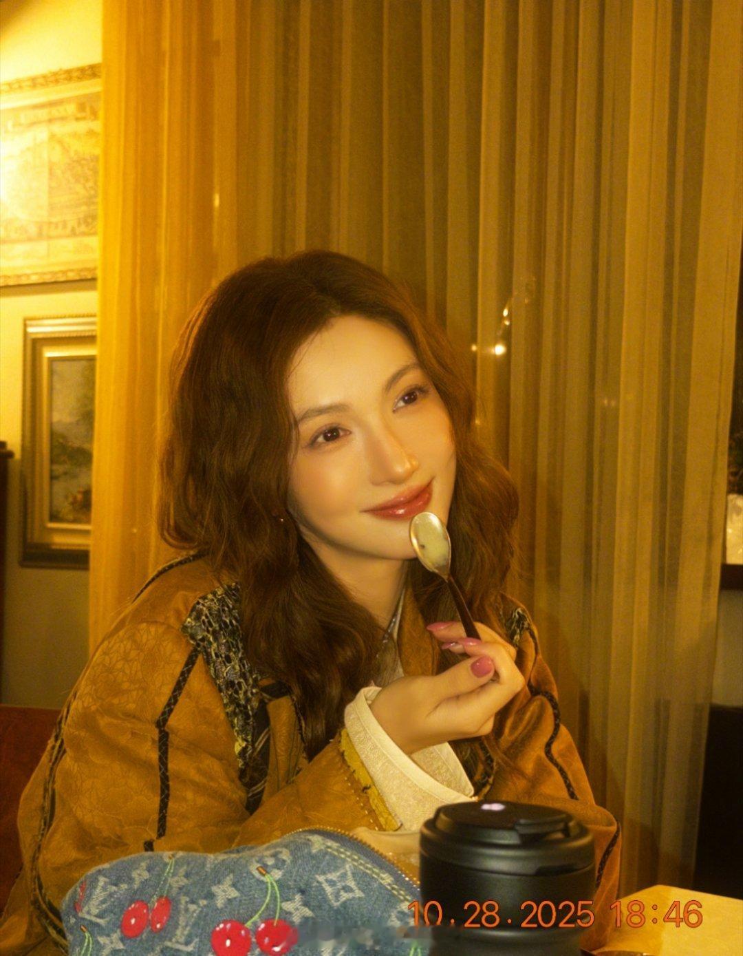 今年的瓜真的都好劲爆啊，金晨这个看完我还蛮担心现发4的，还好飞驰人生3没有选她曝