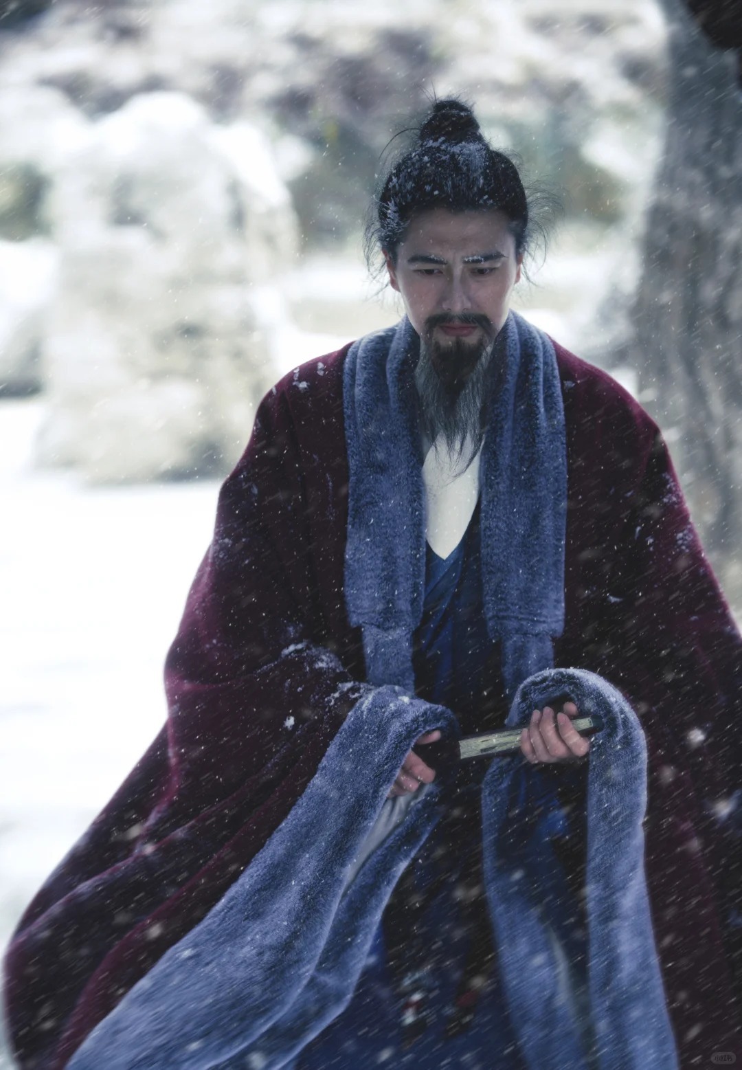 几年前，我女友和我聊天，我说我一直在和满遗作斗争，十几年没有改变过，她不像别人那