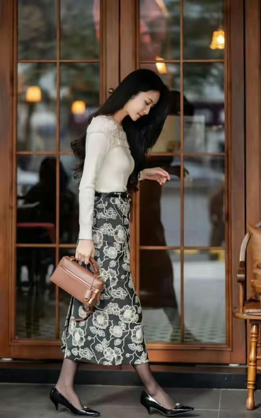 落落大方的女孩👧！