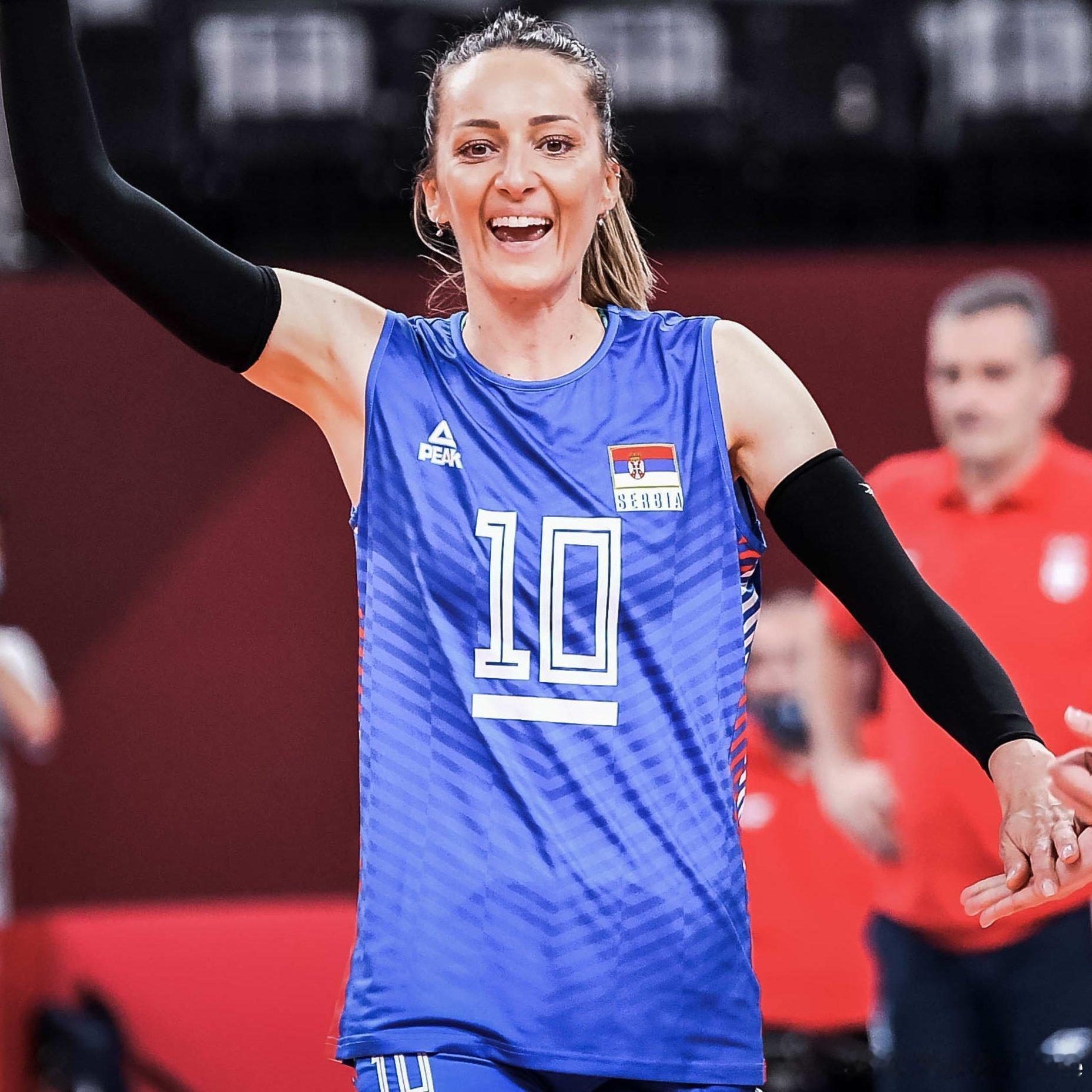 🎙️玛雅·奥杰年诺维奇在谈到她和博亚娜·德尔察告别国家队后，塞尔维亚女排二传