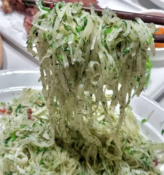 今天去吃席，吃到这个，这个叫啥啊？