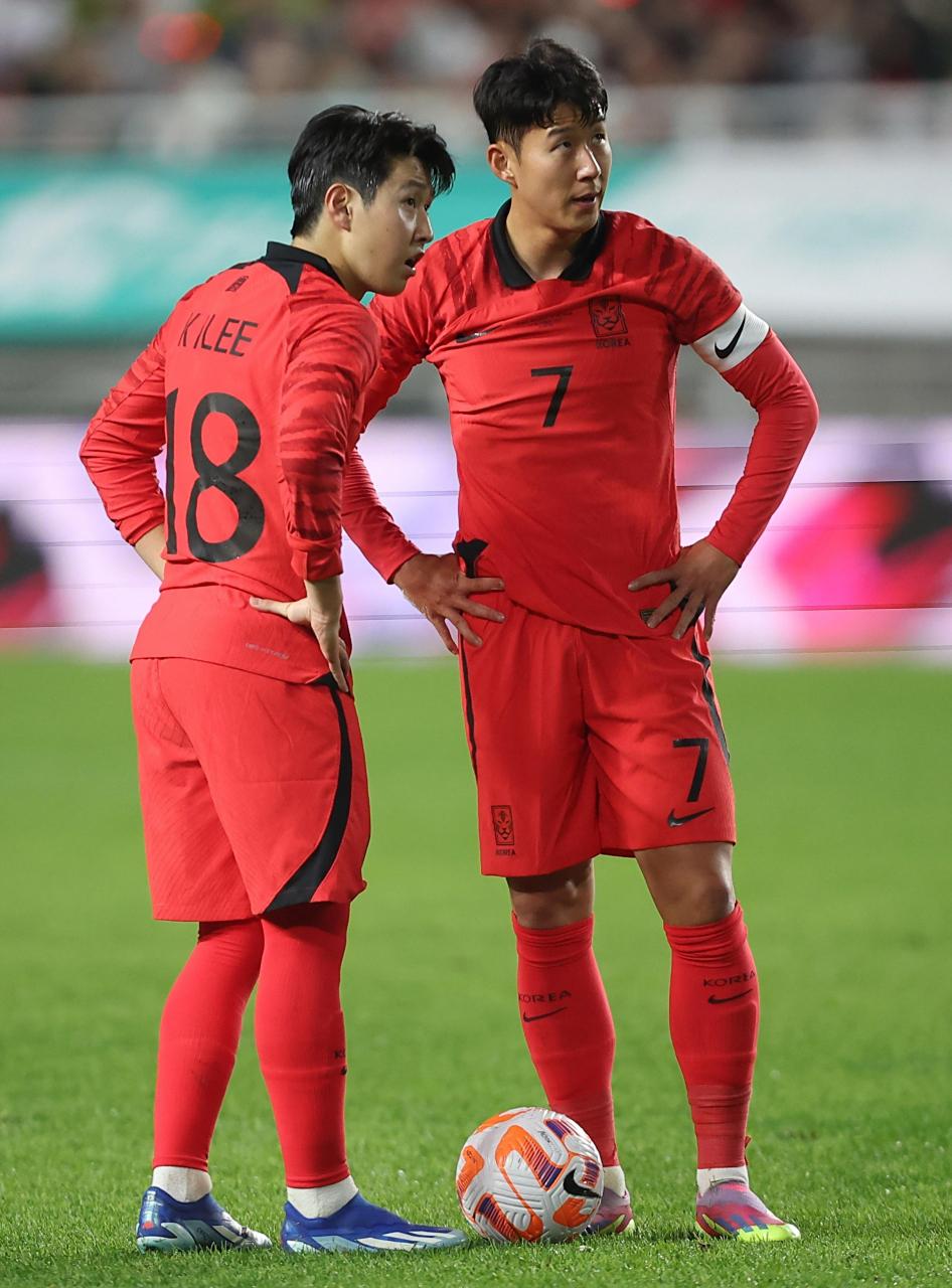 韩国竟然爆料0-5输给巴西！国足应该也不至于0-5吧！要知道这支巴西队没有任何核