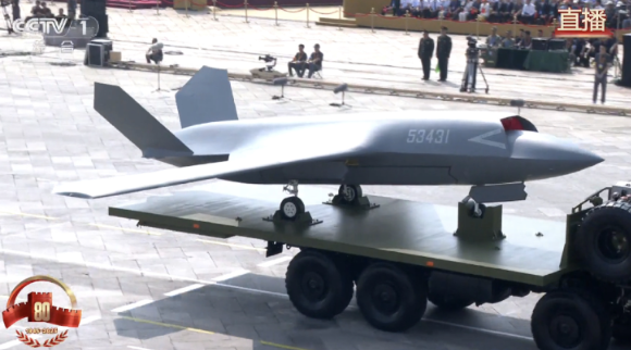 鳖版XQ-58A无人机，外形普普通通，却能让中国空军战斗力直接翻倍！如果说鳖