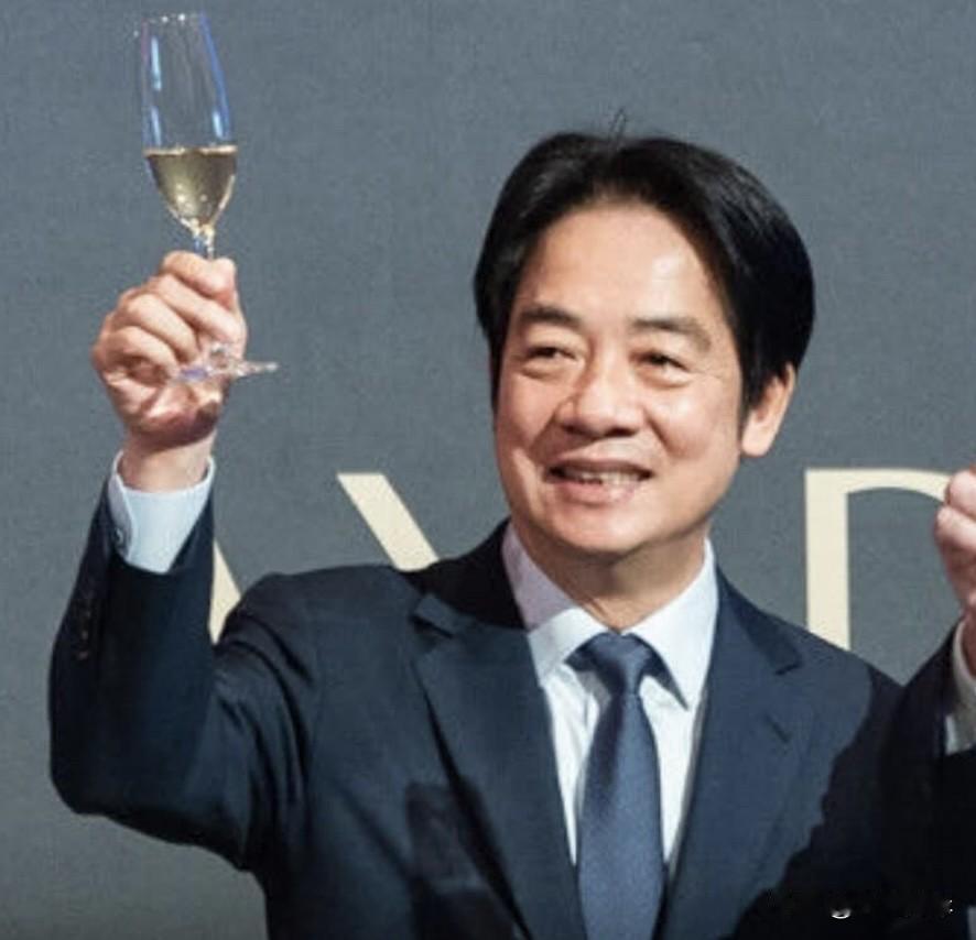 台湾当局陆委会再次跳脚了。这表明我们做对了。大陆近日频频出招，民进党可以说