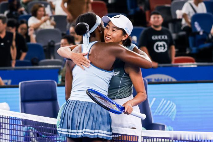 【今球讲】张帅无缘武网八强2025武网尽管无缘生涯首次武网八强，尽管四次与高芙