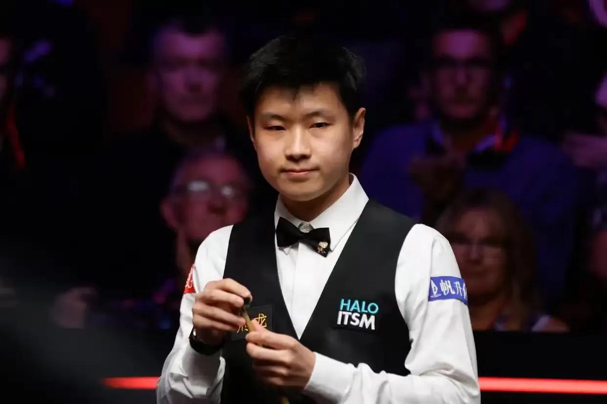 斯诺克英锦赛-16进8，今日赛程(2025年12月04日，星期四)斯诺克英