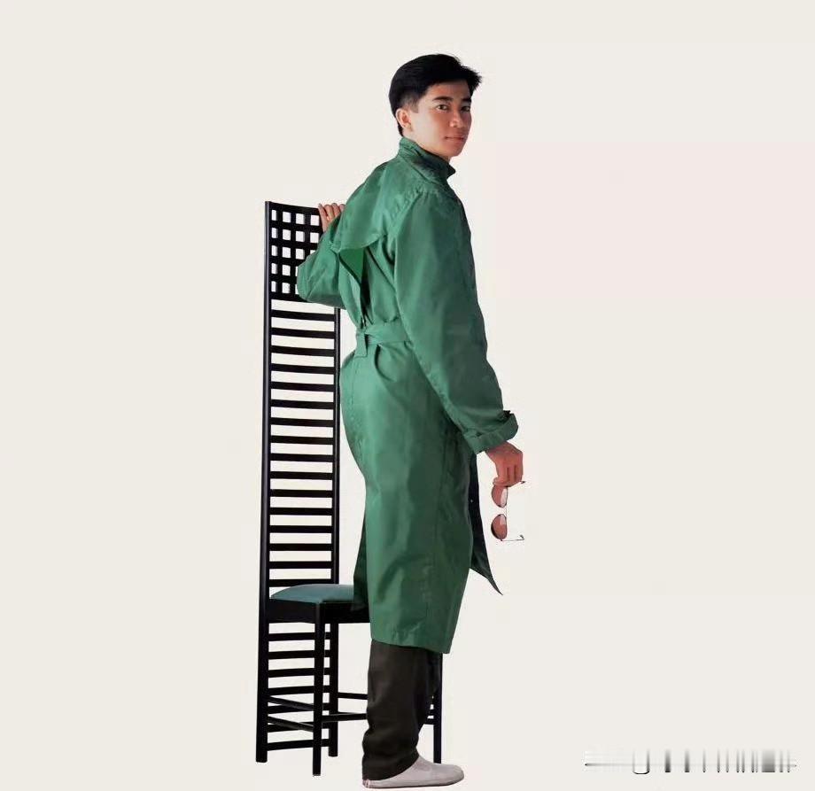 永远的陈百强📸把音乐和风度揉进骨子里的男神，听《一生何求》，前奏一起就能把人