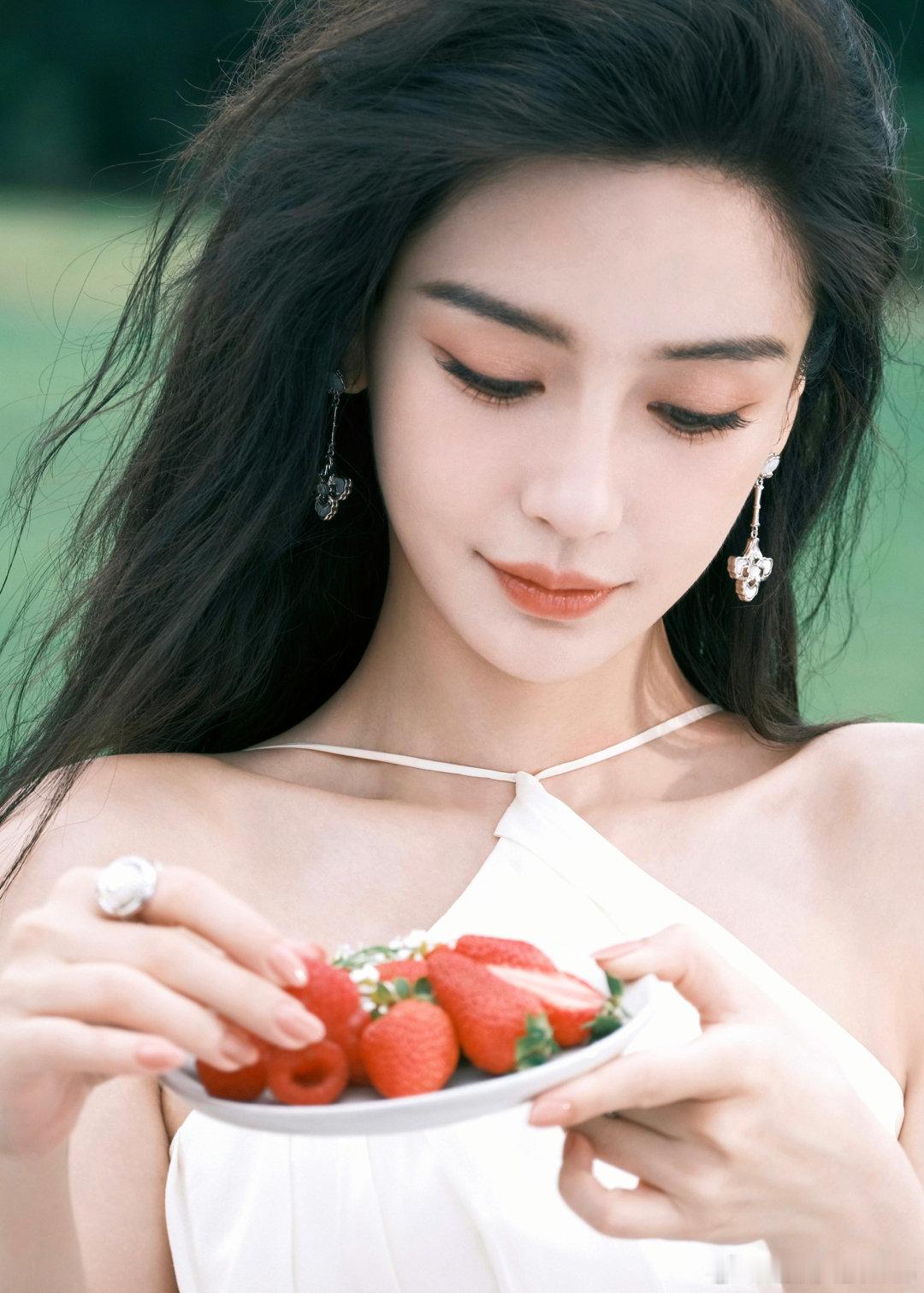 Angelababy完全是女神级别