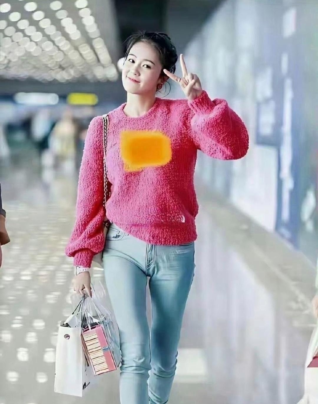于正真的很有眼光，小透明时期的白鹿就已经很漂亮了​​​