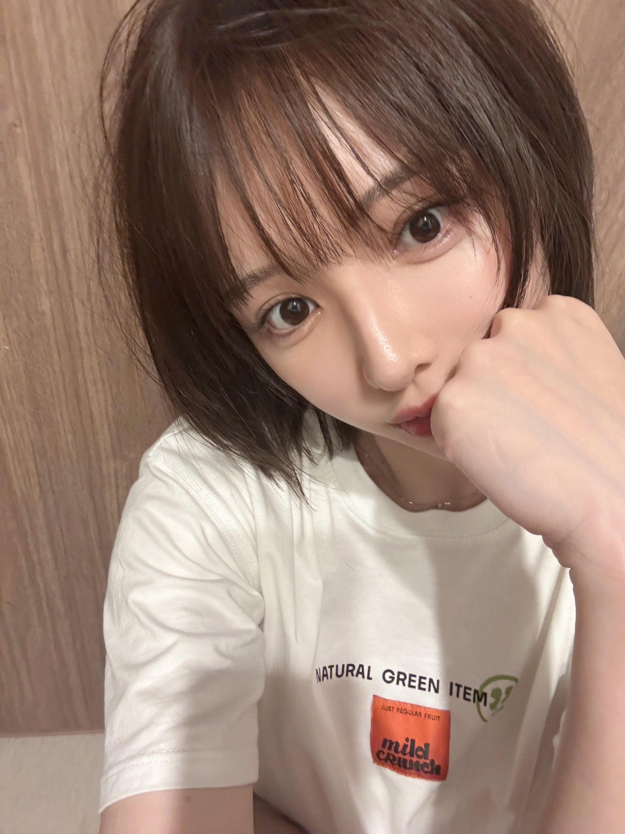 剪头发啦✌️ 短发真的超好看对吧‼️✨