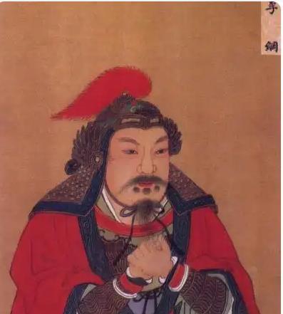1980年，福州警备区政委检查武器库，突然发现,仓库一堆废铁里，一件古朴兵器上，