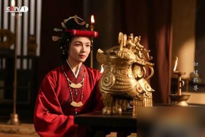刘涛演妇好，网上都夸是女将军天花板。几张动图，杀气腾腾。但很多人不知道。
