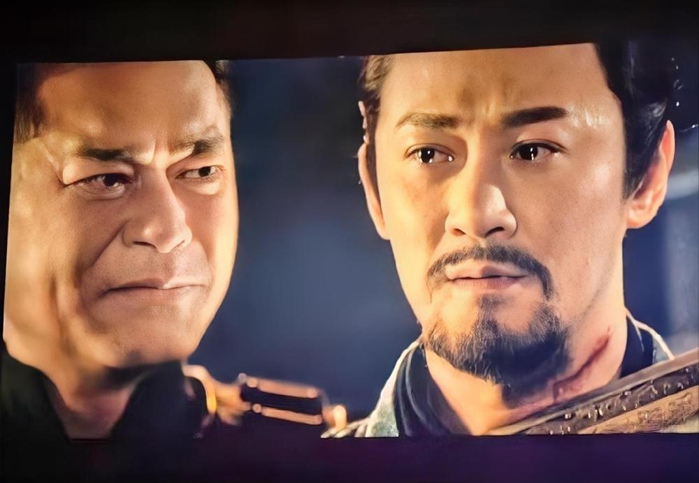 我问我传媒学院的朋友，为什么都是炒冷饭《寻秦记》就这么多人看啊？朋友说：“这根本