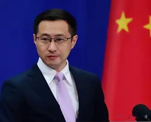 中国出手了。北京方面释放明确信号：这回的意思很直白：不跟你吵架了，直接让