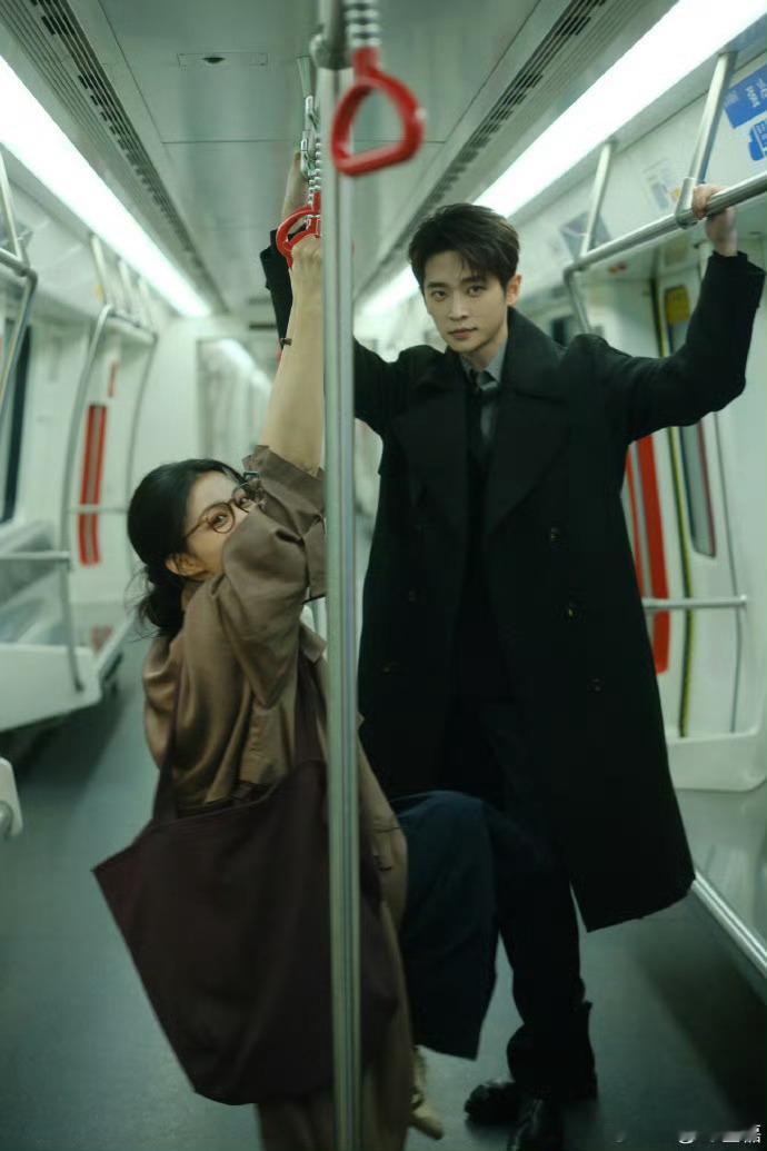 丞磊的117天32集800字剧集成何体统丞磊用117天把自己活成澹总，用32集