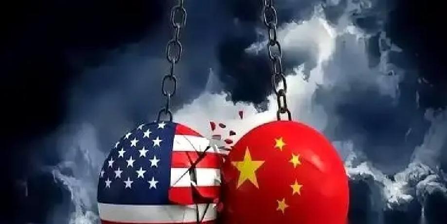 美国专家现在对华心态被比作从壮志凌云飞到迷失东京。当年独行侠开着F14横扫长空