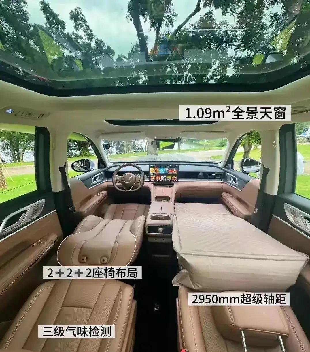 十二生肖的贵人1、属羊的人，贵人多为伴侣。2、属蛇的人，贵人多半是自己。3