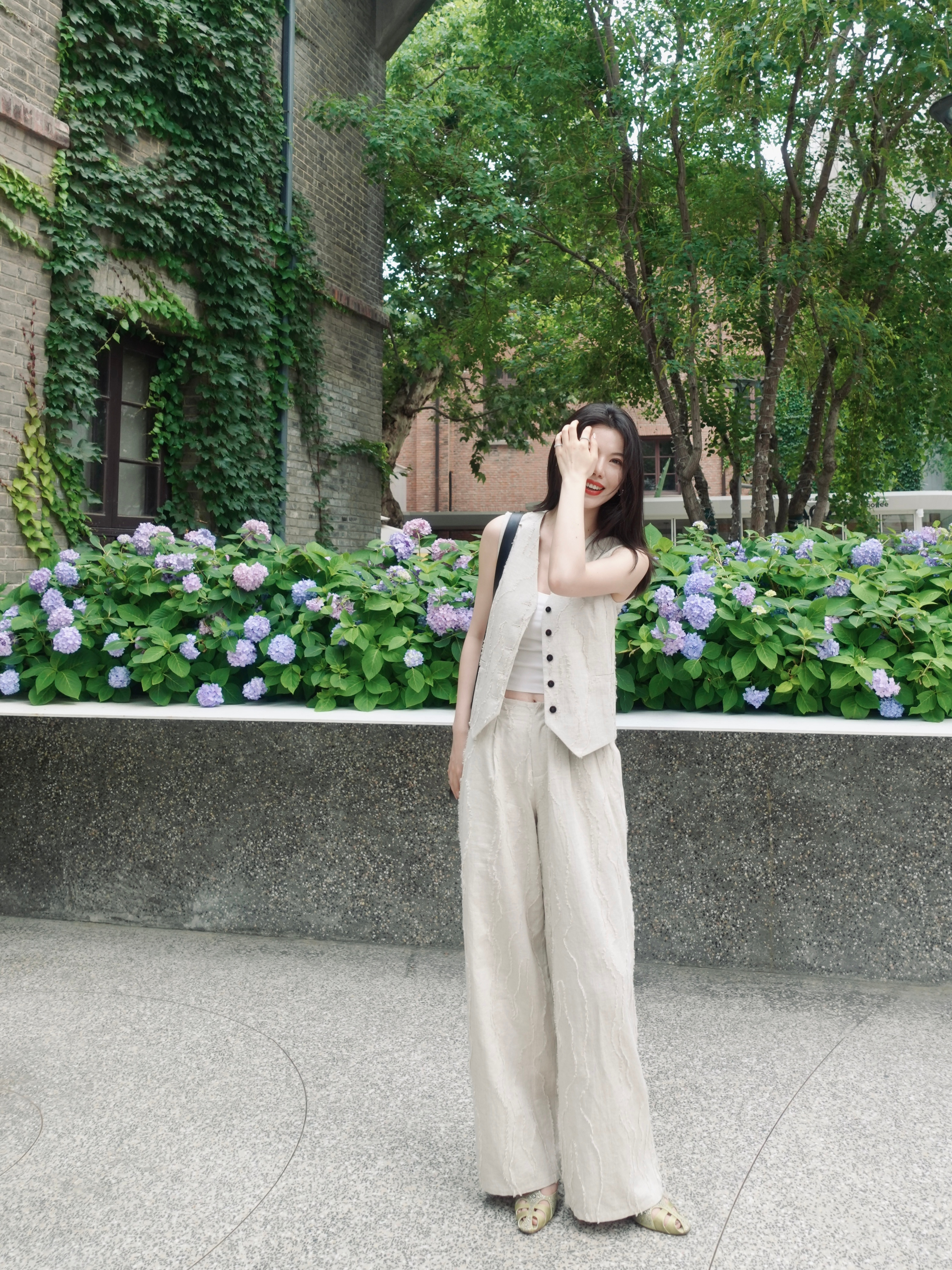 小狗的鼻子会跳舞🐩🎧今天穿什么​​​