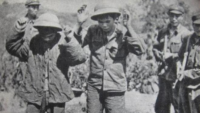 1979年6月22日，在中越边境线上，我国和越南举行了最后一场交换战俘的仪式。但