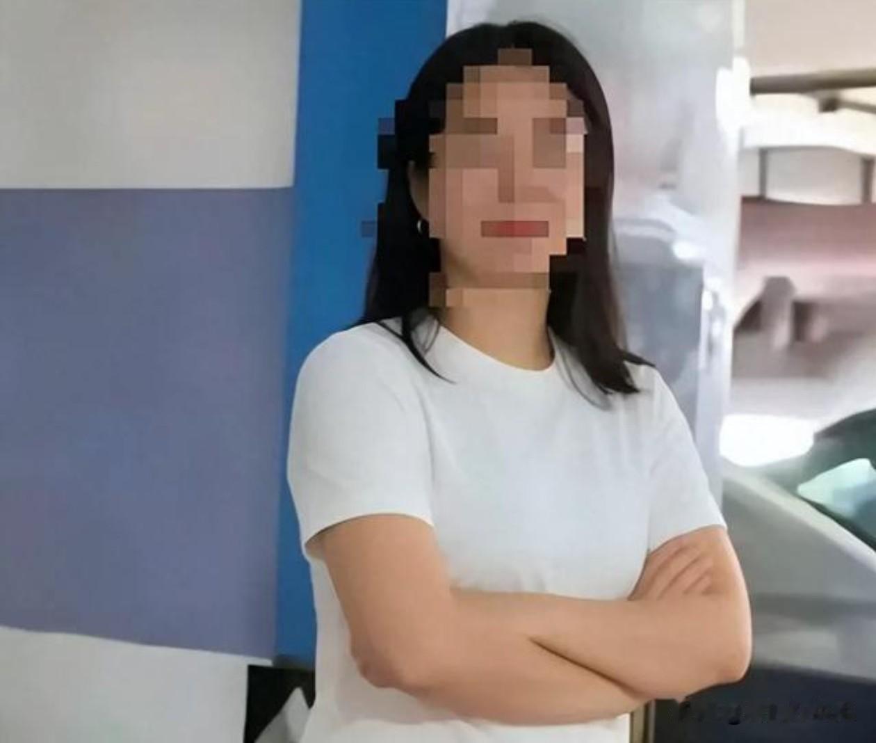 网络大V胡锡进对长沙占车位被停职的公职女，评价一针见血，主要原因是她平时太顺利了