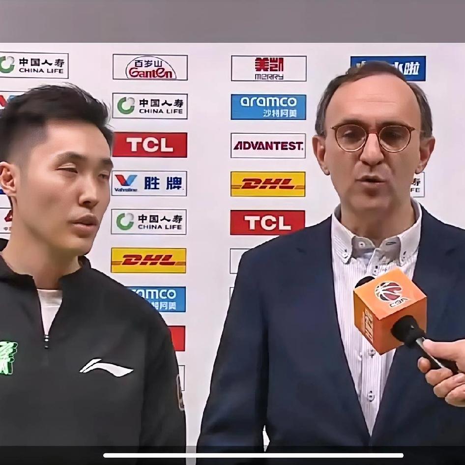 说实话，通过昨晚加时辽宁队在主场战胜江苏可以看出：主教练乌戈的战术确实是要高于杨