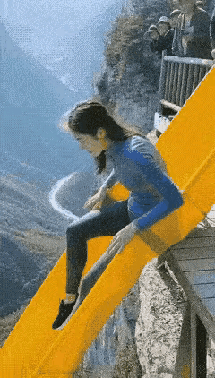 小姐姐是个狠人啊。