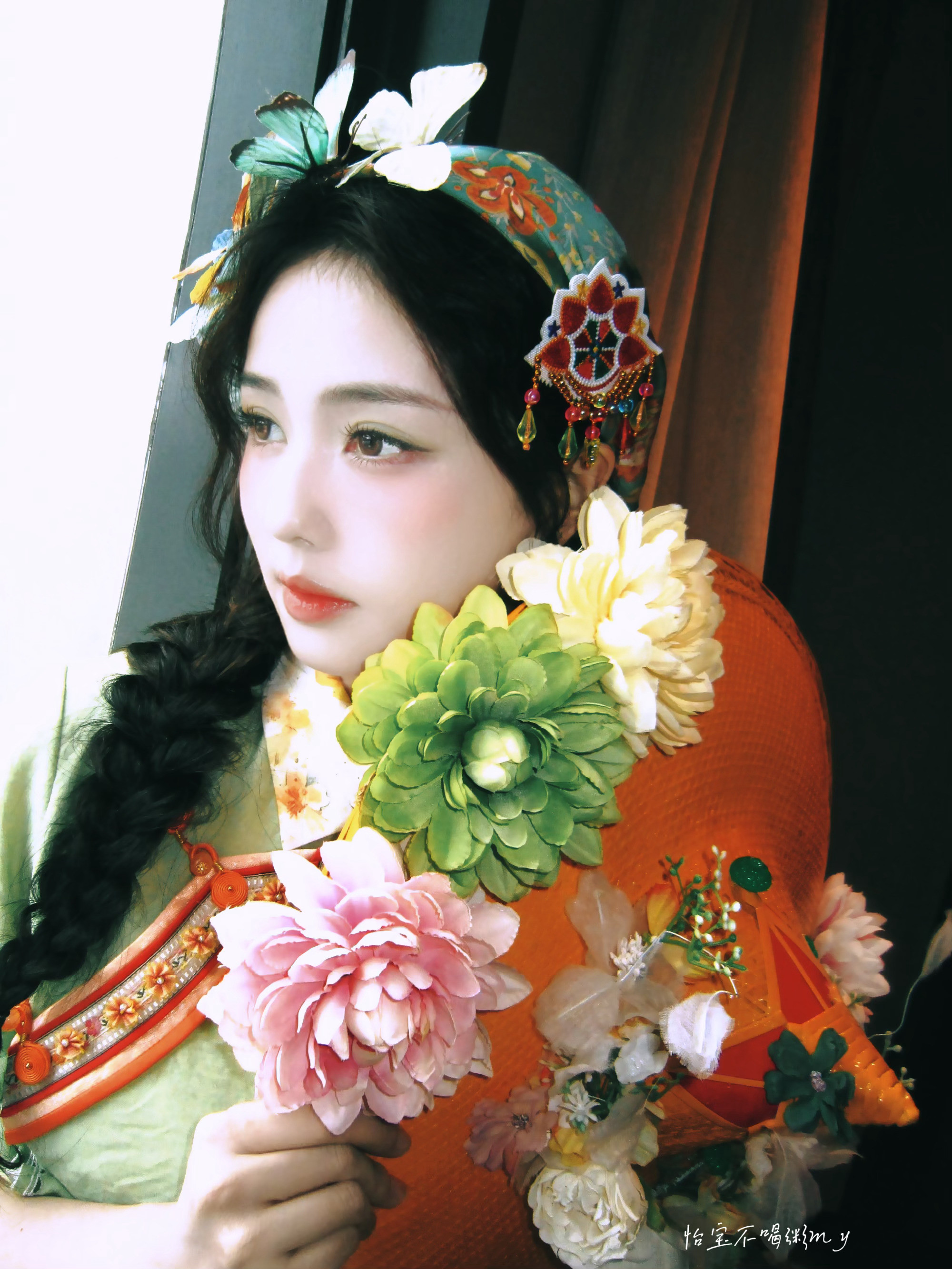白鹿🦌白鹿莫离🦌白鹿叶璃﻿“春吻荒芜的野，至此我遇见我的绝响你”