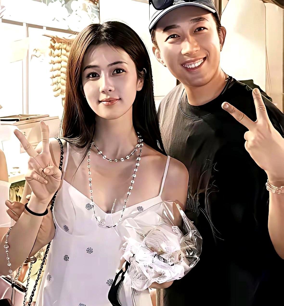 白鹿签到2031，很多人以为是卖身契，但如果你看懂她和欢娱这张底牌，就知道什么叫