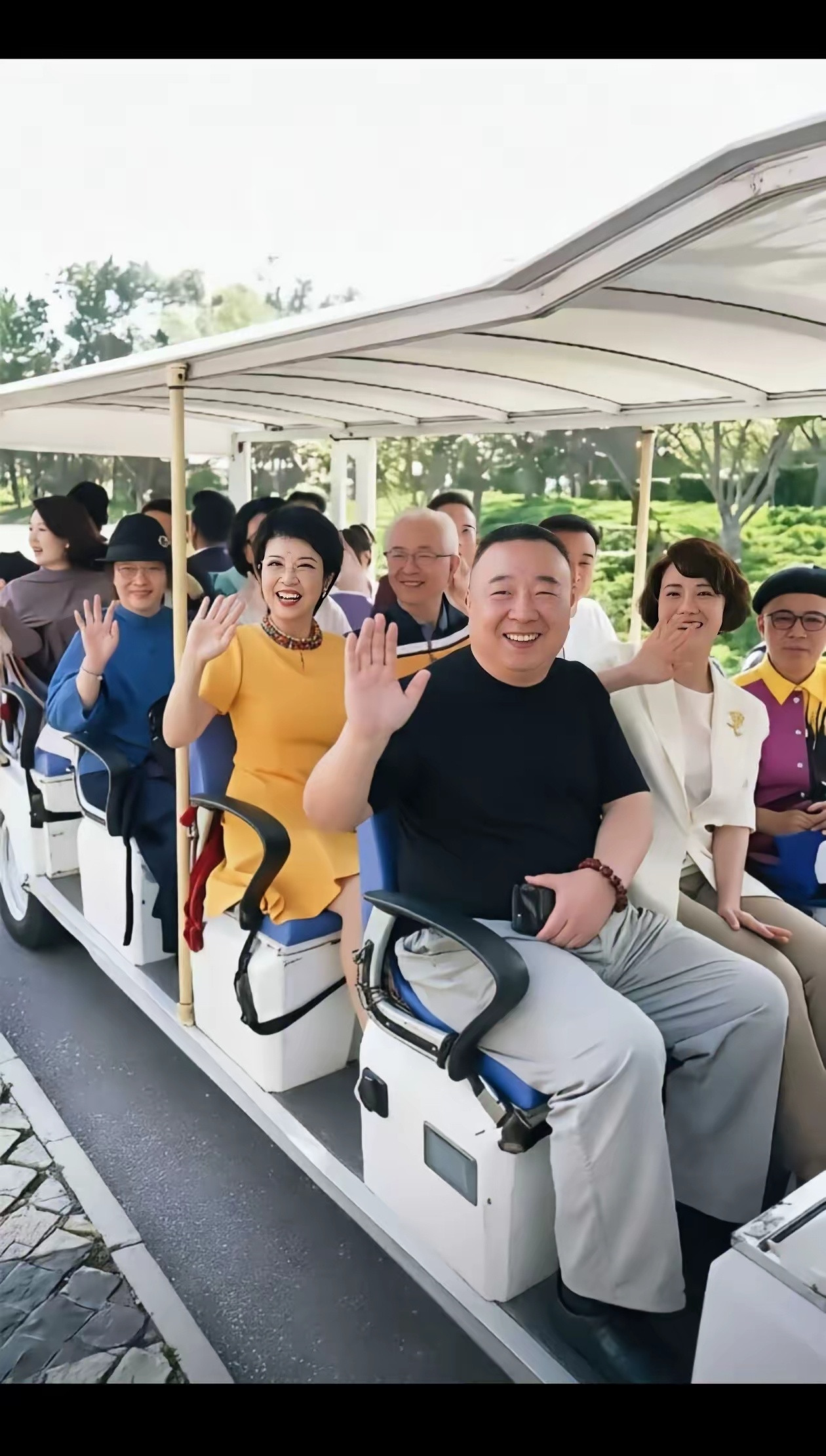 估计没老板敢宰这个老年团吧？