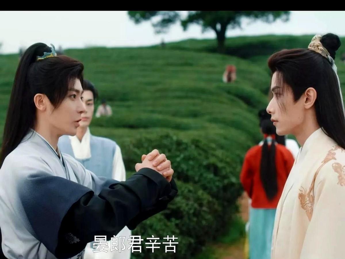 最近的《玉茗茶骨》真看明白了，端方君子在爱情里，真的会被后来者居上。侯明昊演