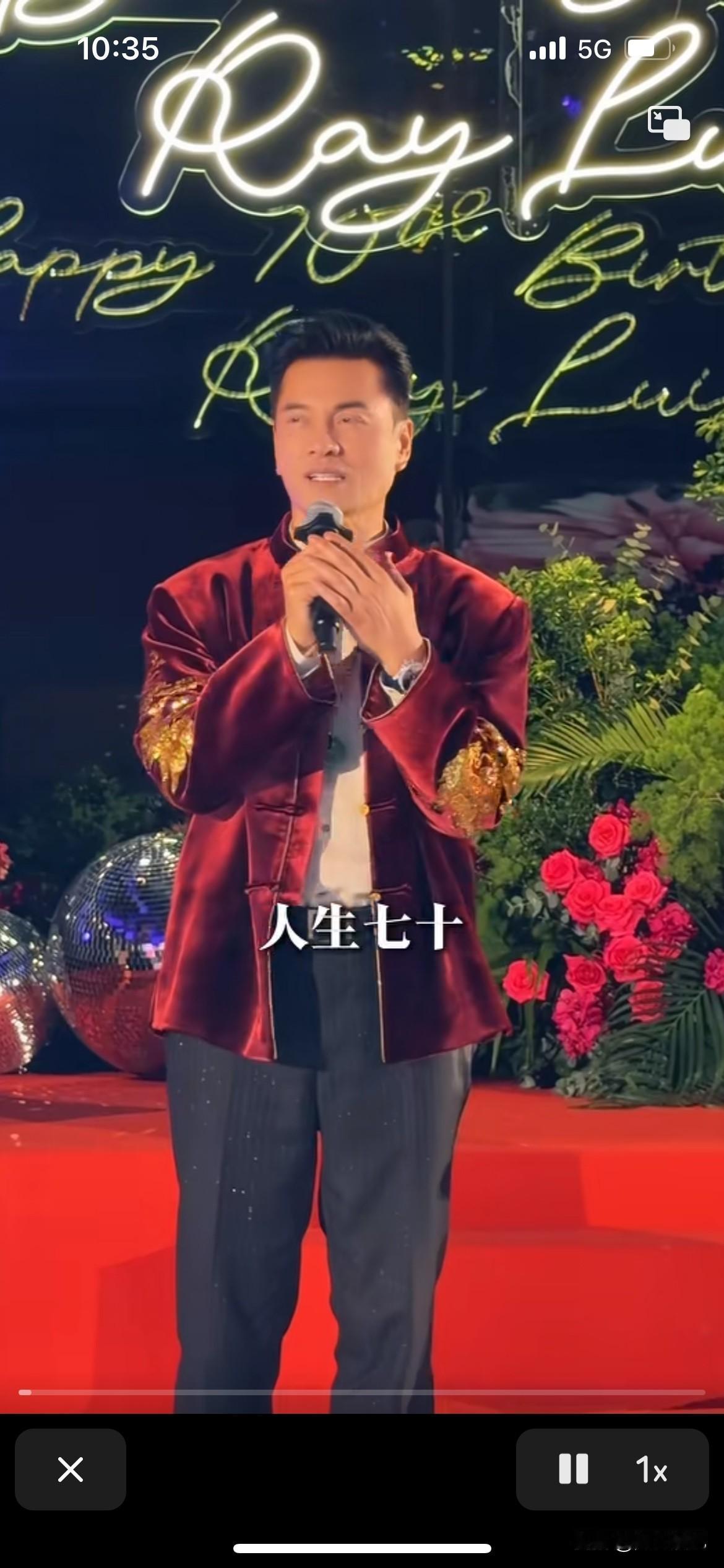 这辈子活成吕良伟老师这样就可以了，70岁身材还可以保持这么健壮，面容还可以保持这