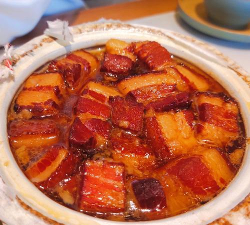 河北省保定市十大名菜（仅供阅读交流，不作权威排行）一、同乐坛肉二、白玉鸡脯