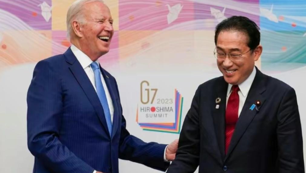 日本这一刀捅得可真够狠！中美贸易战打得火热的时候，日本突然跟进制裁，断供了十多种