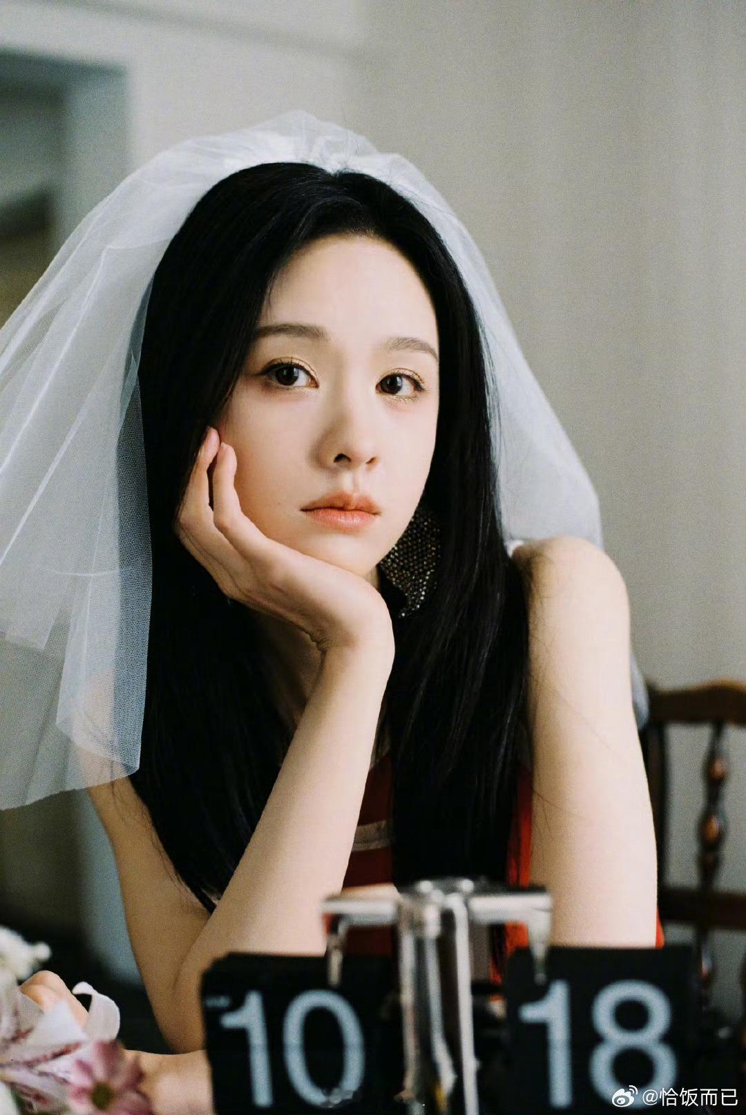 又是谁的外敷👰🏻‍♀️（陈都灵​​​