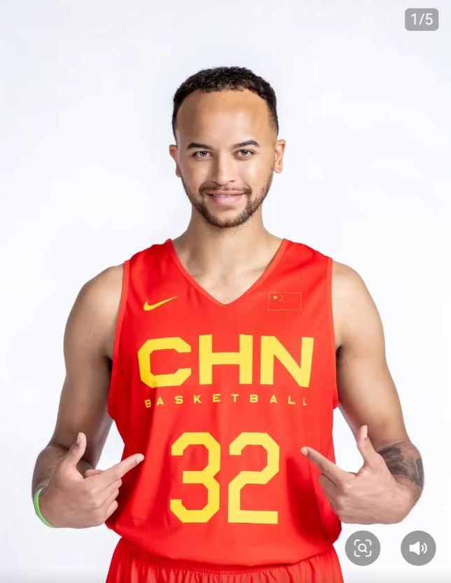 看看中国男篮主力球员李凯尔在NBA的薪水，绝对会颠覆很多人的认知！①李凯尔，1