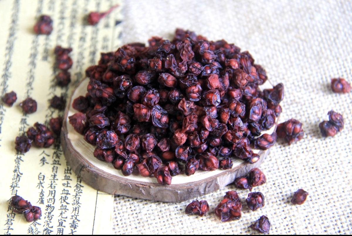 中药五味子野生和种植的区别为什么“两年催生”不如“四年野生”？有效成分缩水