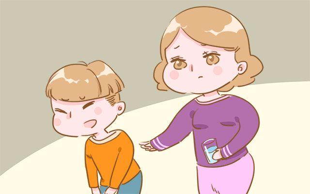 这些妈妈用了很多奇怪的方法让孩子喝药, 你是怎么骗孩子喝药的?