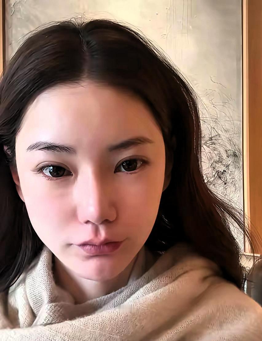 很多人都说，那些有钱人，日子应该很顺，真这样吗，麻六记呢，估值很高呢，可公司的事