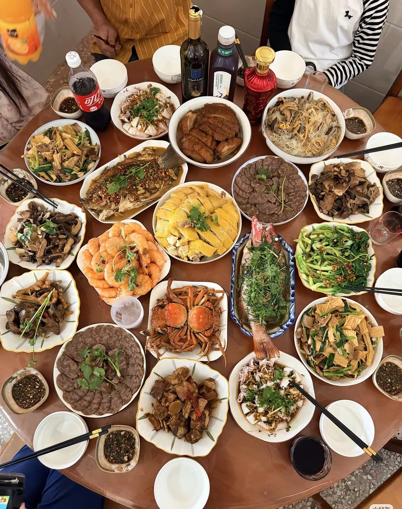 如果这两户人家同时请你吃饭，你会选择去哪家？