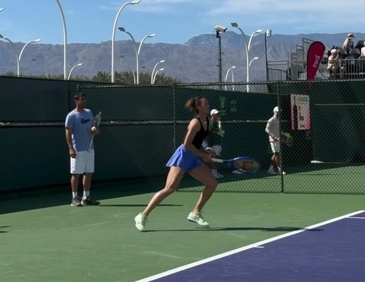 郑钦文新教练吗？这谁啊……巴格达蒂斯？训练场都没看到里巴，而且也取关了，那大概率