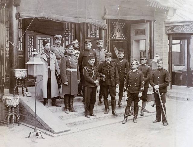 1900年，八国联军侵华，俄国出兵6627人，英国出兵3000人，意大利和奥匈帝