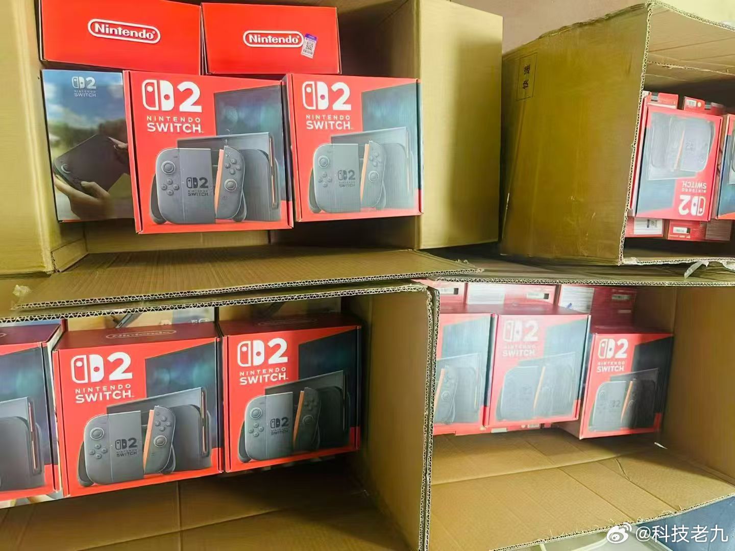 找到点存货索尼Switch2任天堂游戏机，有小朋友喜欢吗，哪天给大家抽了。​