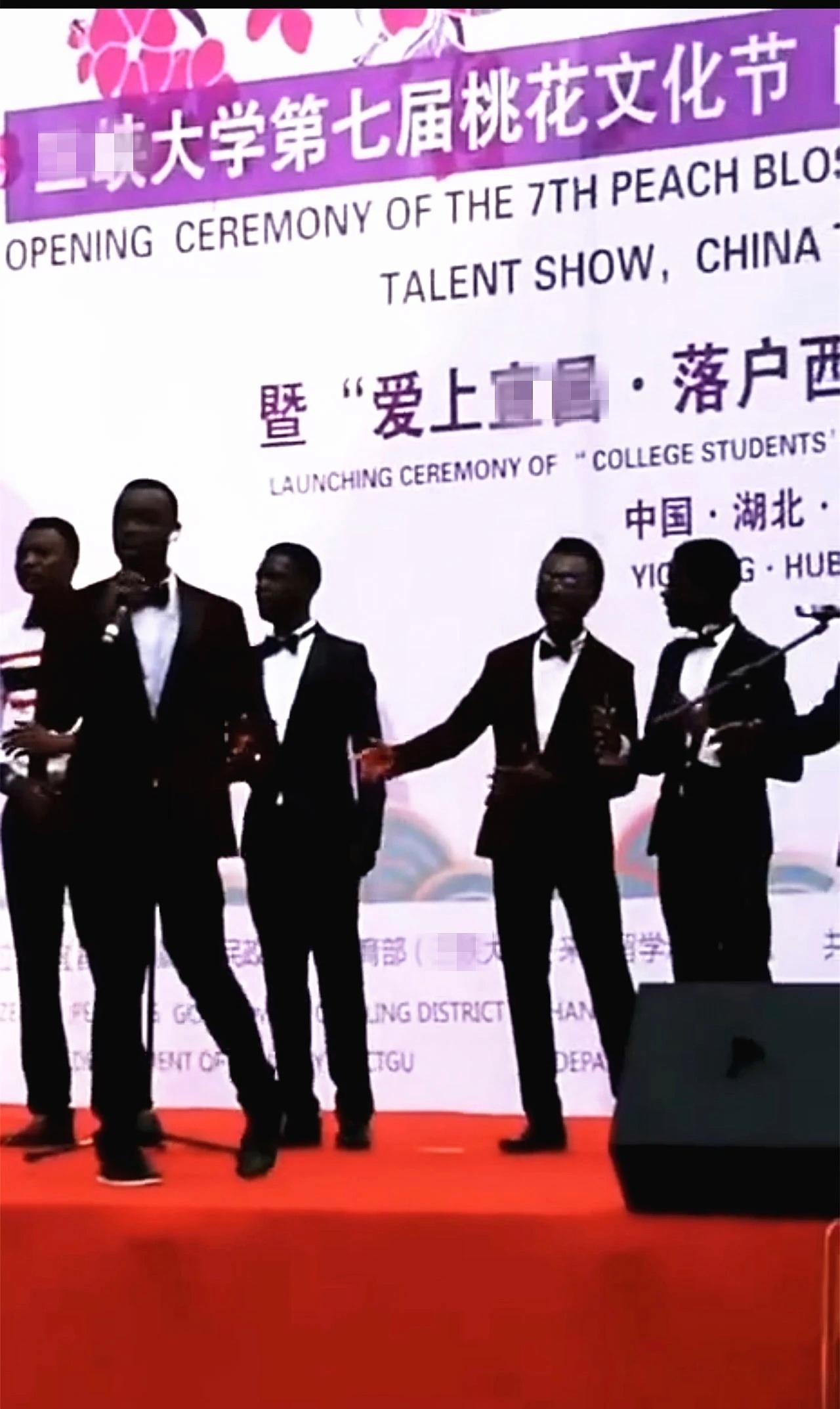 三峡大学官微关闭评论三峡大学这个时候关评论的操作实属败笔，还不如第一时间发表声明