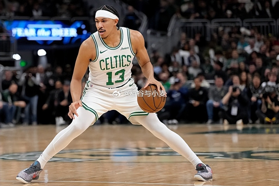 根据ESPN权威记者ShamsCharania的消息，知情人士告知他，波士顿凯