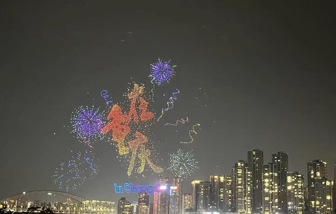 有朵云像你‖逝去的人会变成云，只要你足够思念，TA就会变成雨，穿过云层回来看