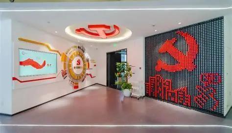 以前大家都觉得，能去党校脱产学习，就是带薪休假、轻松镀金，还能混履历、攒人脉。但