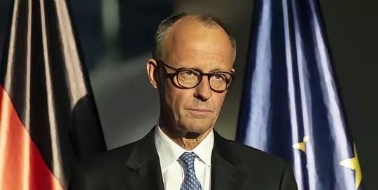 历史上的“十字军东征”历来都是西方世界强加给他们认为的“异教徒”身上的，即使蒙古