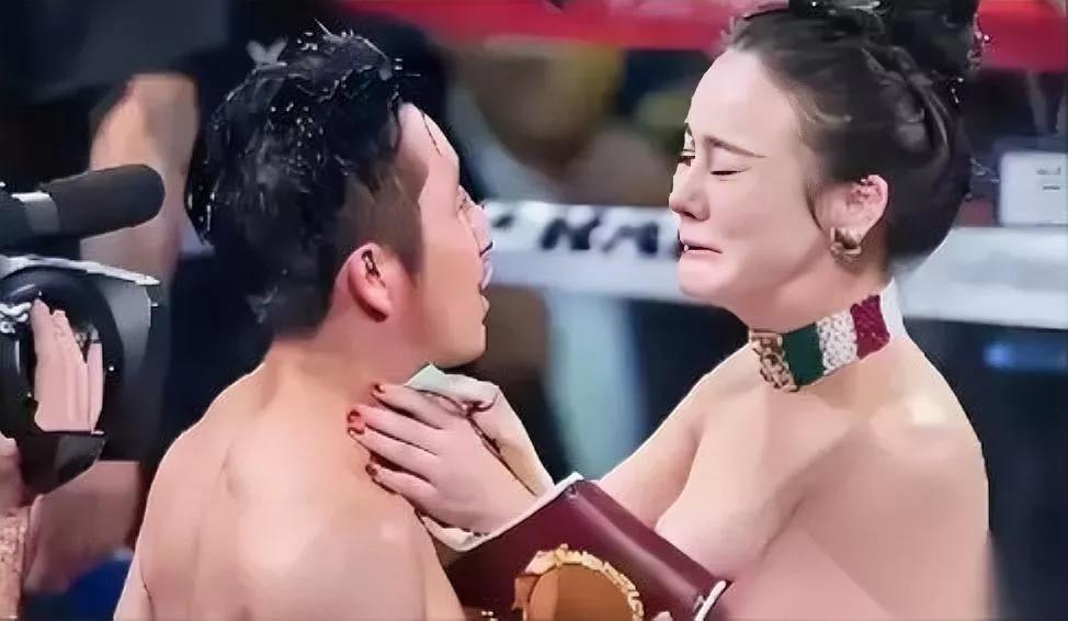 拳王邹市明栽了大跟头谁能想到，他输的不是擂台是生意。很多人骂他拿着奥