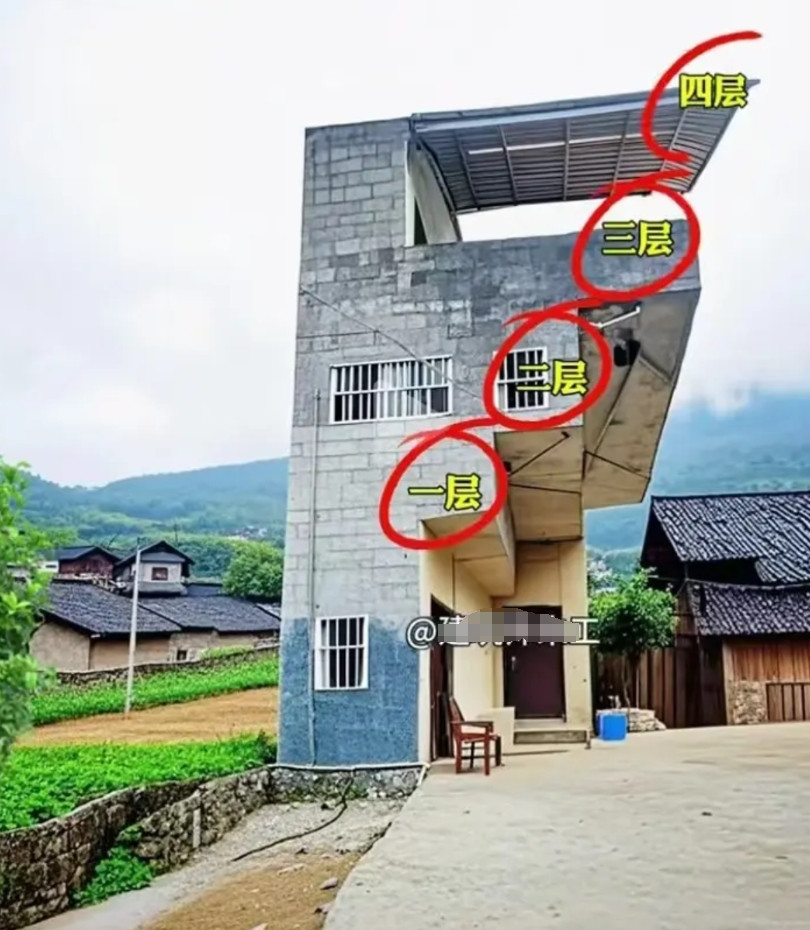 这房子建的艺高人胆大，你敢盖我真不敢住！为什么下面不建齐？还能增加住房面积～